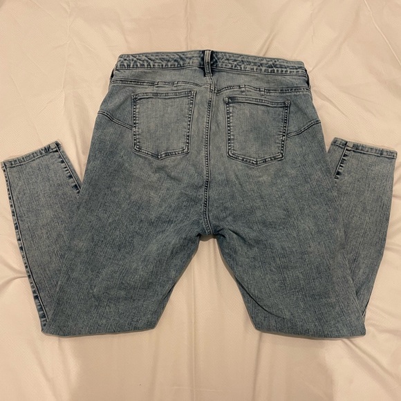 Torrid Light Blue Bombshell Skinny Jeans - Picture 3 of 6